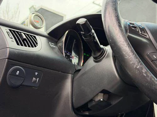 2011 Hyundai Genesis Coupe - Image 12 of 18