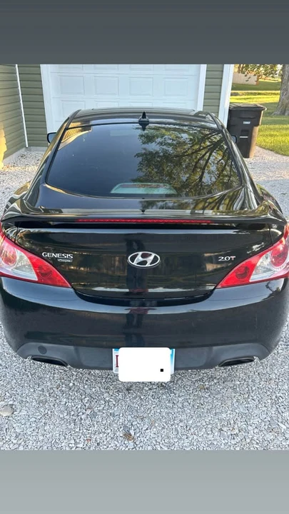 2011 Hyundai Genesis Coupe - Image 4 of 19