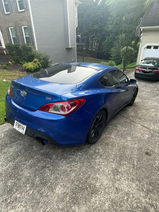2011 Hyundai Genesis Coupe - Image 5 of 14