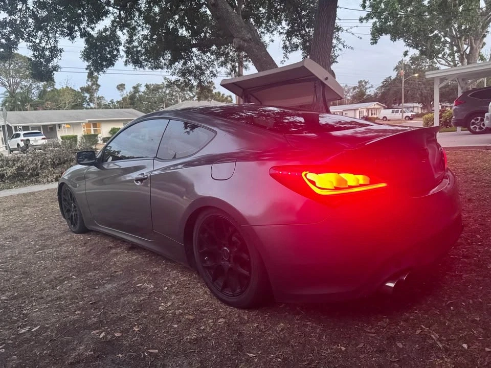 2011 Hyundai Genesis Coupe - Image 6 of 6