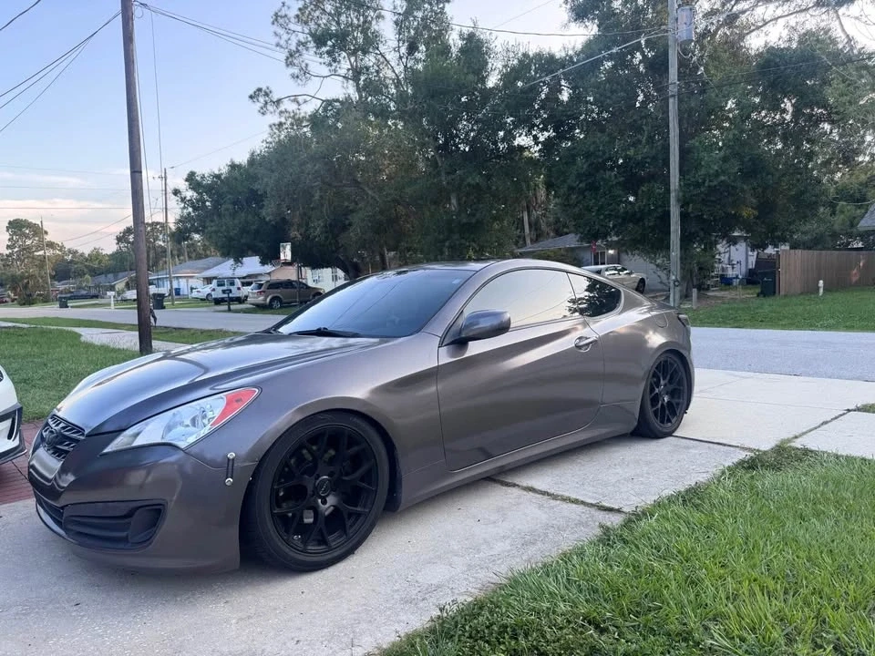 2011 Hyundai Genesis Coupe - Image 2 of 6