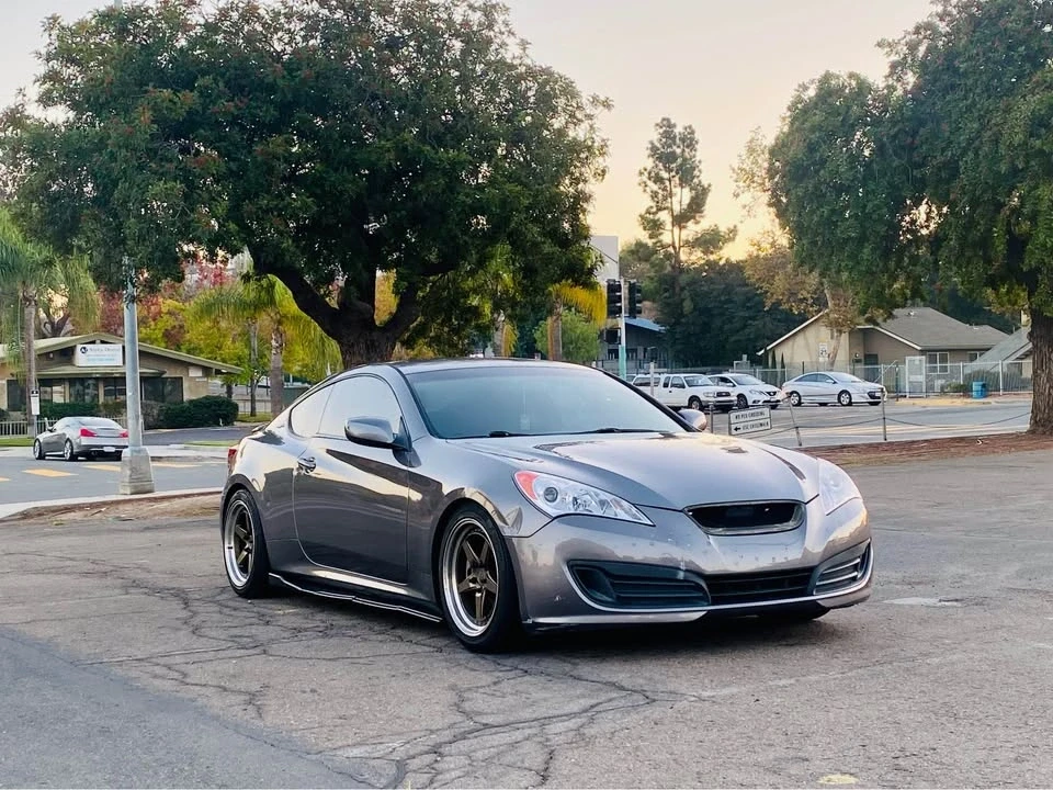 2011 Hyundai Genesis Coupe - Image 3 of 18