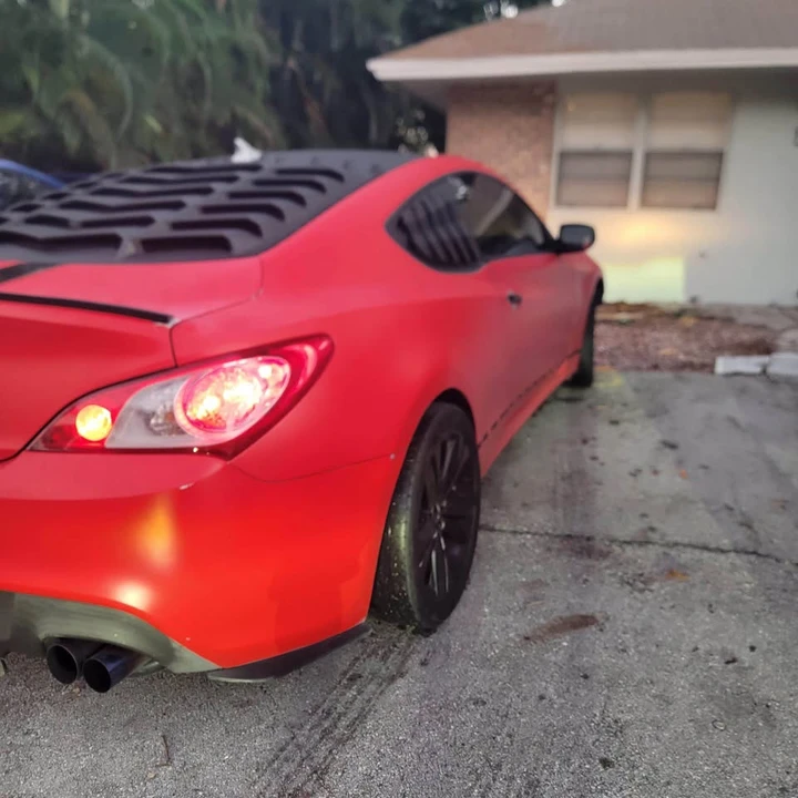 2011 Hyundai Genesis Coupe - Image 4 of 6