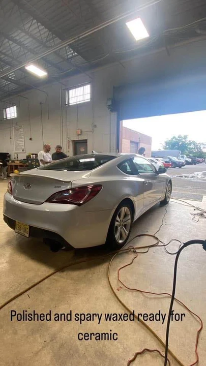 2011 Hyundai Genesis Coupe - Image 11 of 21