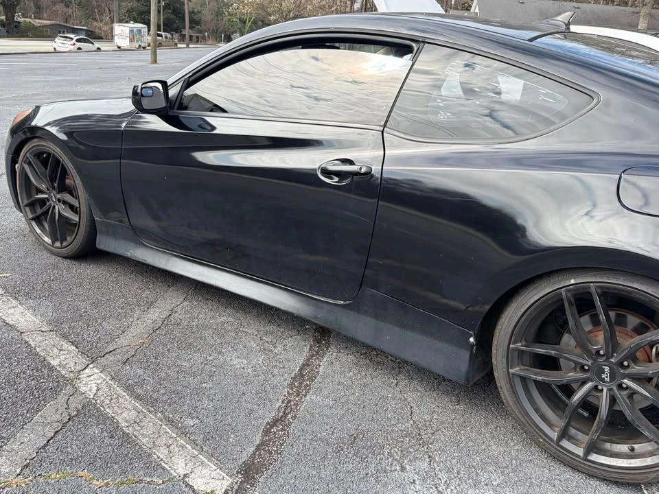 2011 Hyundai Genesis Coupe - Image 2 of 9
