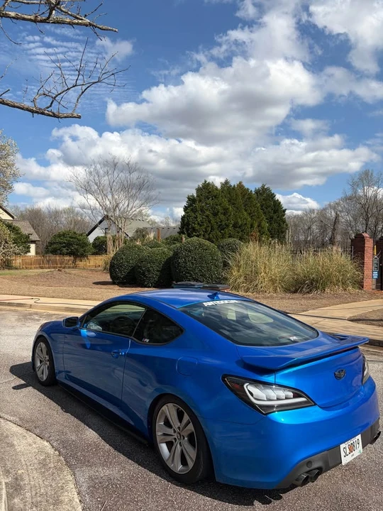 2011 Hyundai Genesis Coupe - Image 6 of 9