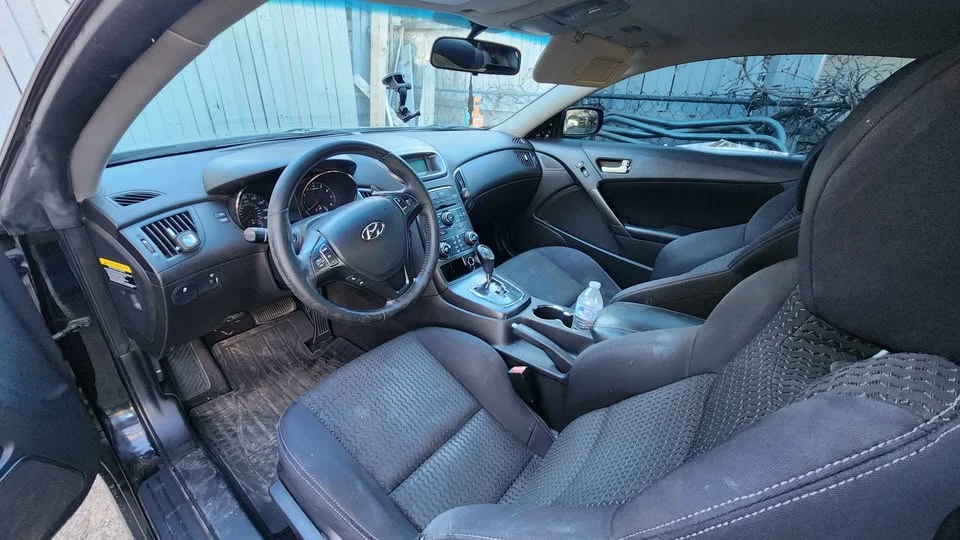 2011 Hyundai Genesis Coupe - Image 3 of 3