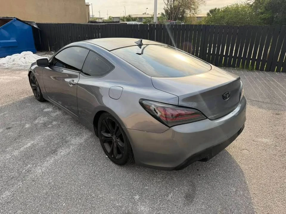 2011 Hyundai Genesis Coupe - Image 3 of 13
