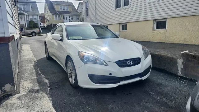 2011 Hyundai Genesis Coupe 2.0T