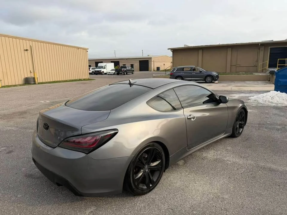 2011 Hyundai Genesis Coupe - Image 5 of 13