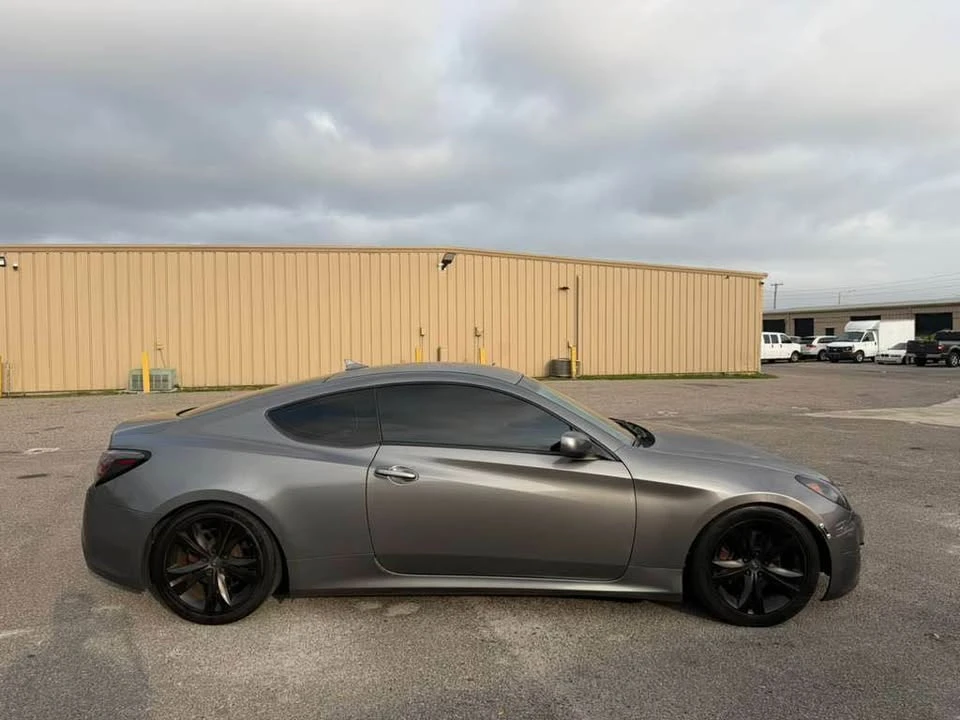 2011 Hyundai Genesis Coupe - Image 6 of 13