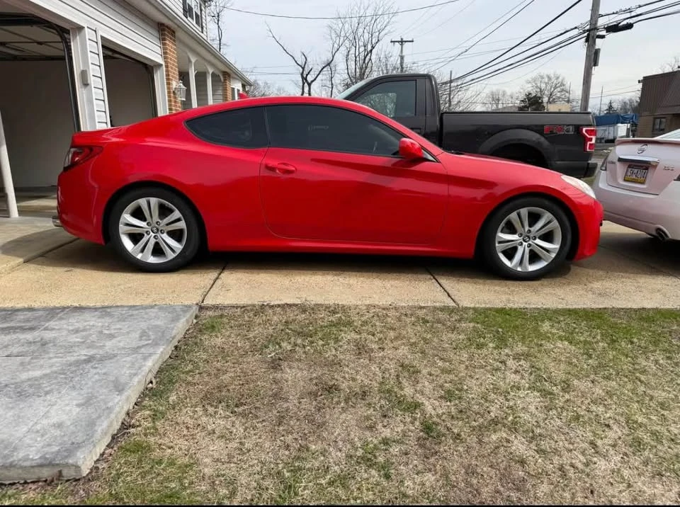 2011 Hyundai Genesis Coupe - Image 3 of 10