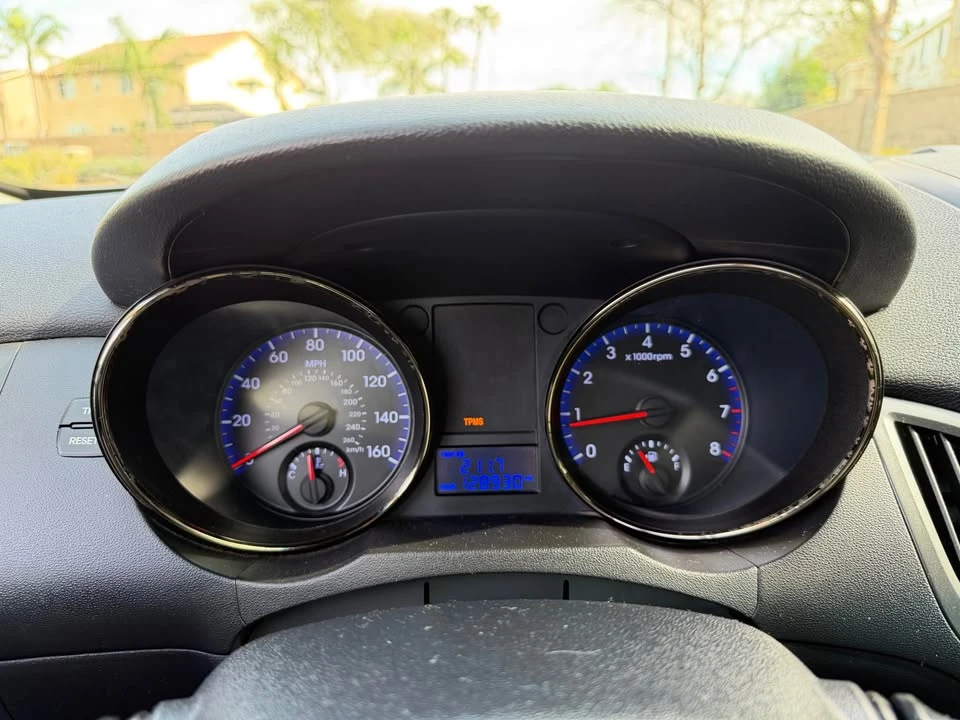 2011 Hyundai Genesis Coupe - Image 10 of 10