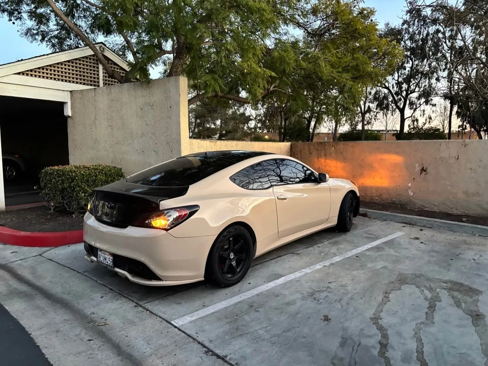 2011 Hyundai Genesis Coupe - Image 5 of 20