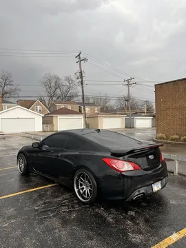 2011 Hyundai Genesis Coupe 2.0T Premium