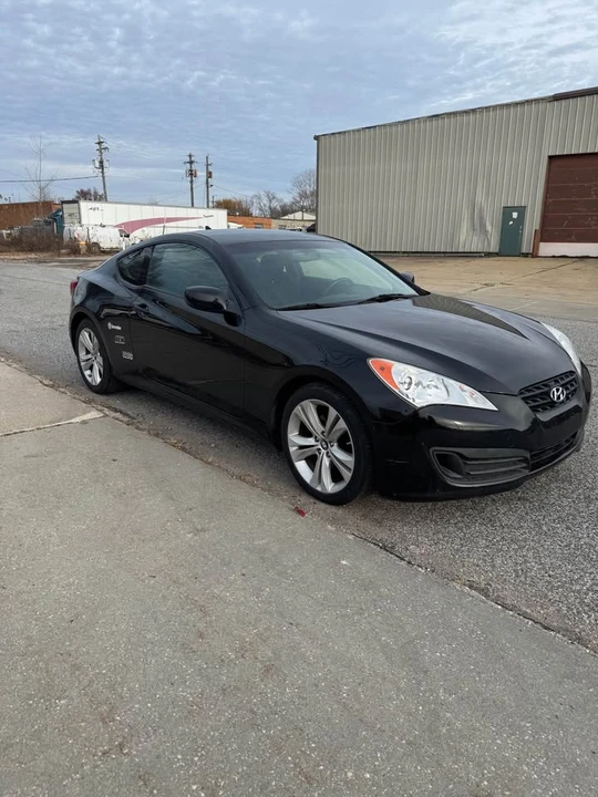 2011 Hyundai Genesis Coupe - Image 3 of 14