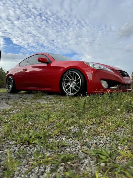 2011 Hyundai Genesis Coupe - Image 3 of 12
