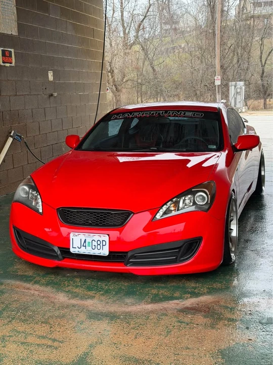 2011 Hyundai Genesis Coupe - Image 3 of 13