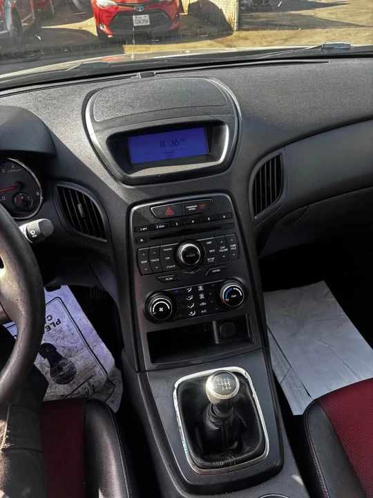 2011 Hyundai Genesis Coupe - Image 12 of 12