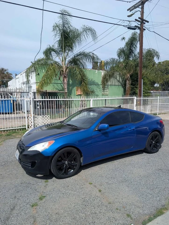 2011 Hyundai Genesis Coupe - Image 10 of 16