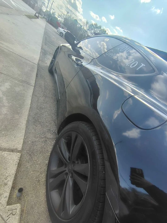 2011 Hyundai Genesis Coupe - Image 10 of 17