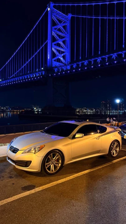 2011 Hyundai Genesis Coupe - Image 5 of 5