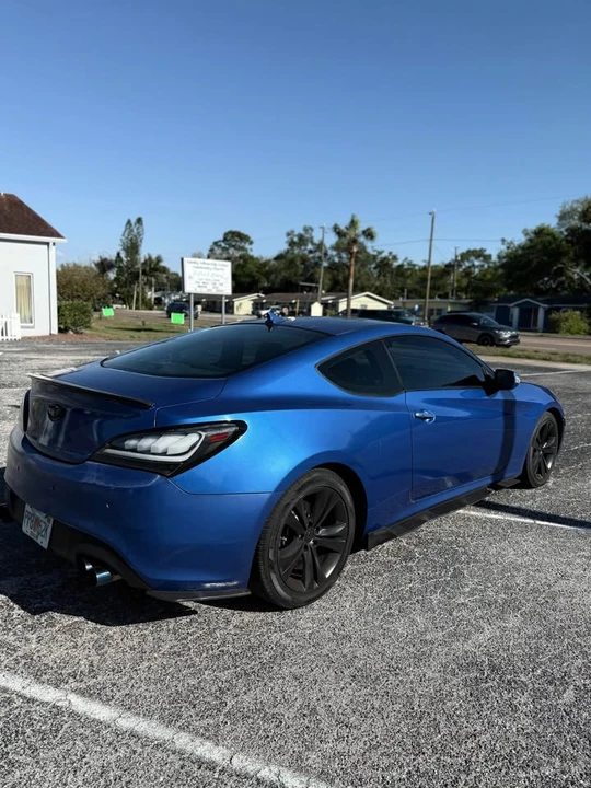 2011 Hyundai Genesis Coupe - Image 4 of 13