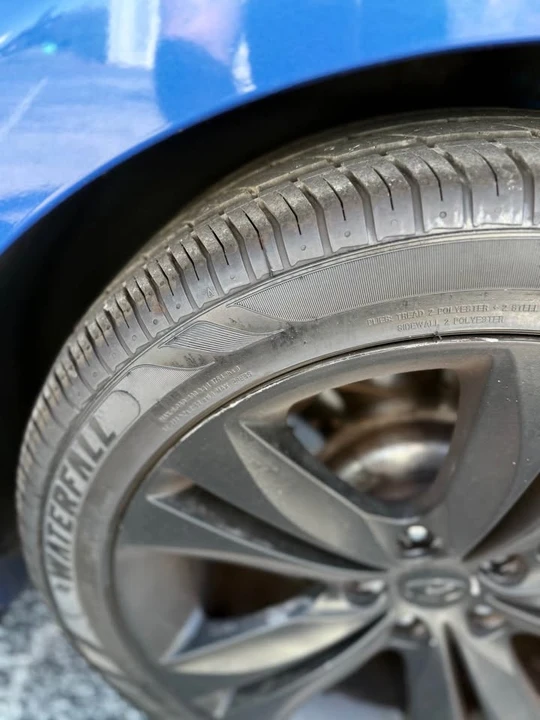 2011 Hyundai Genesis Coupe - Image 9 of 13