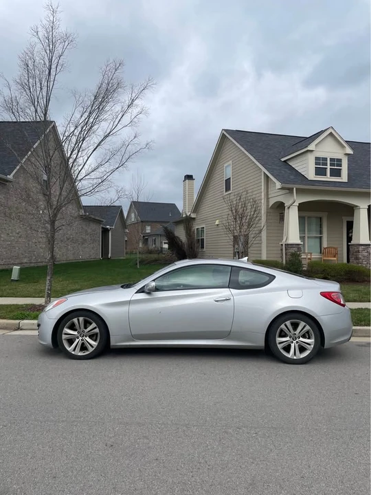 2011 Hyundai Genesis Coupe - Image 3 of 10