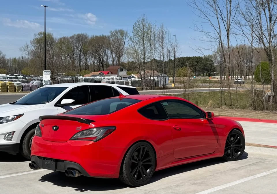2011 Hyundai Genesis Coupe - Image 3 of 6