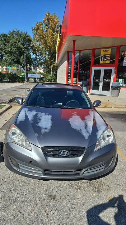 2011 Hyundai Genesis Coupe - Image 3 of 4