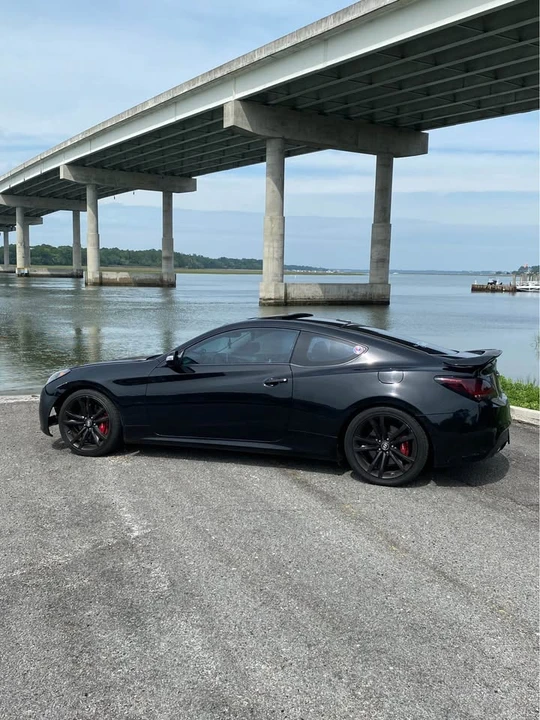 2011 Hyundai Genesis Coupe - Image 3 of 5