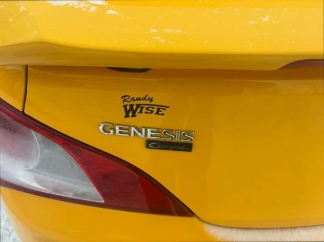 2011 Hyundai Genesis Coupe - Image 8 of 15