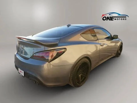 2011 Hyundai Genesis Coupe - Image 5 of 18