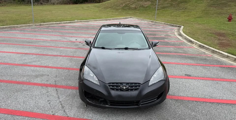 2011 Hyundai Genesis Coupe - Image 7 of 13