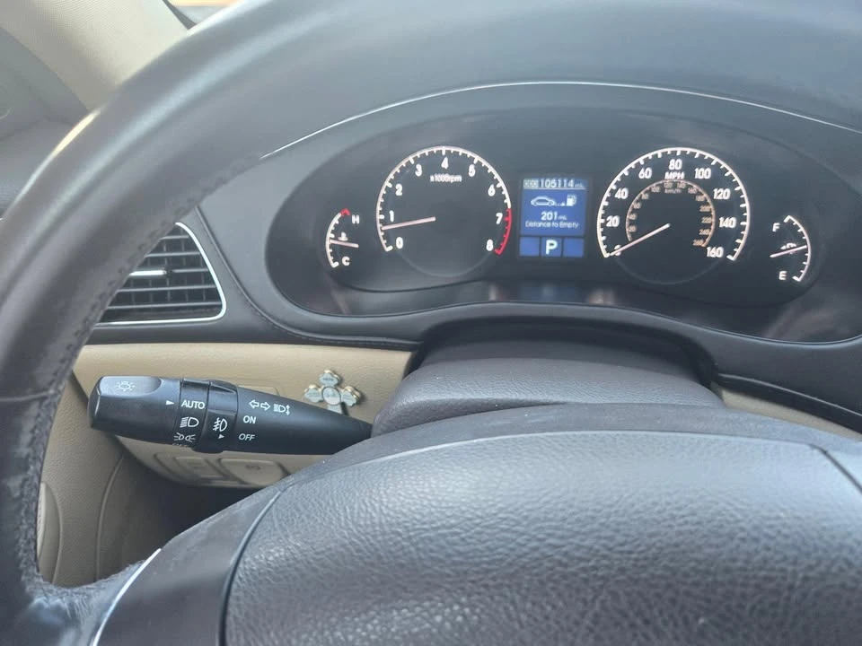 2011 Hyundai Genesis - Image 3 of 9