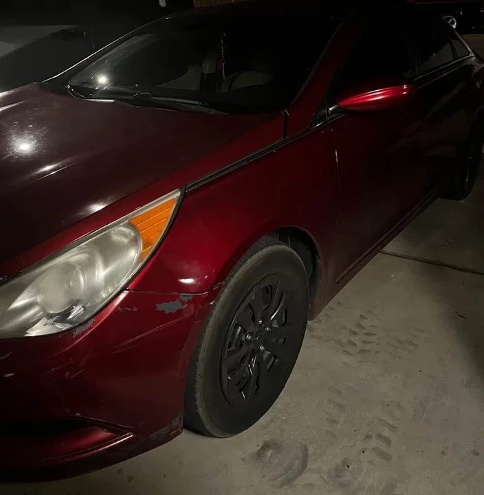 2011 Hyundai Elantra - Image 3 of 8