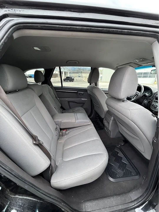 2011 Hyundai Santa Fe - Image 3 of 10