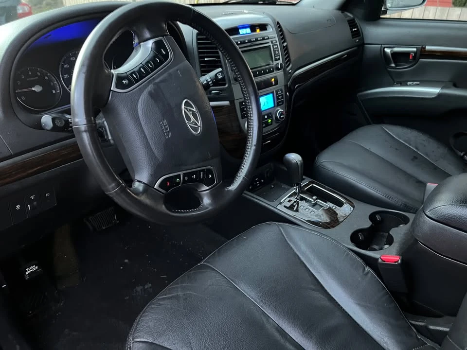 2011 Hyundai Santa Fe - Image 6 of 9