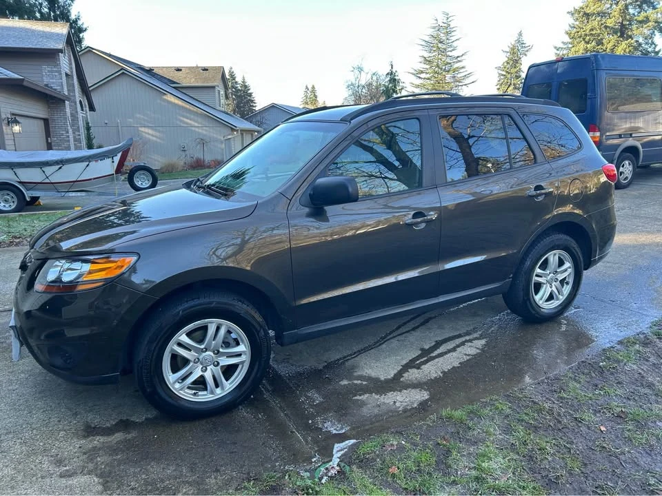2011 Hyundai Santa Fe - Image 2 of 12