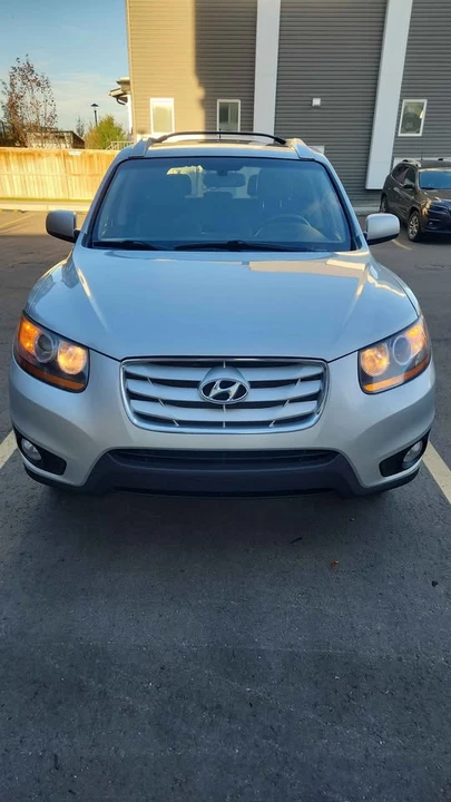 2011 Hyundai Santa Fe - Image 3 of 20
