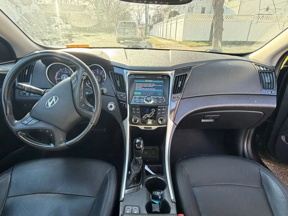 2011 Hyundai Sonata - Image 11 of 11