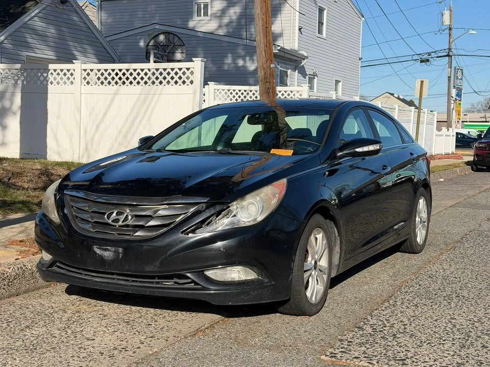 2011 Hyundai Sonata - Image 7 of 11