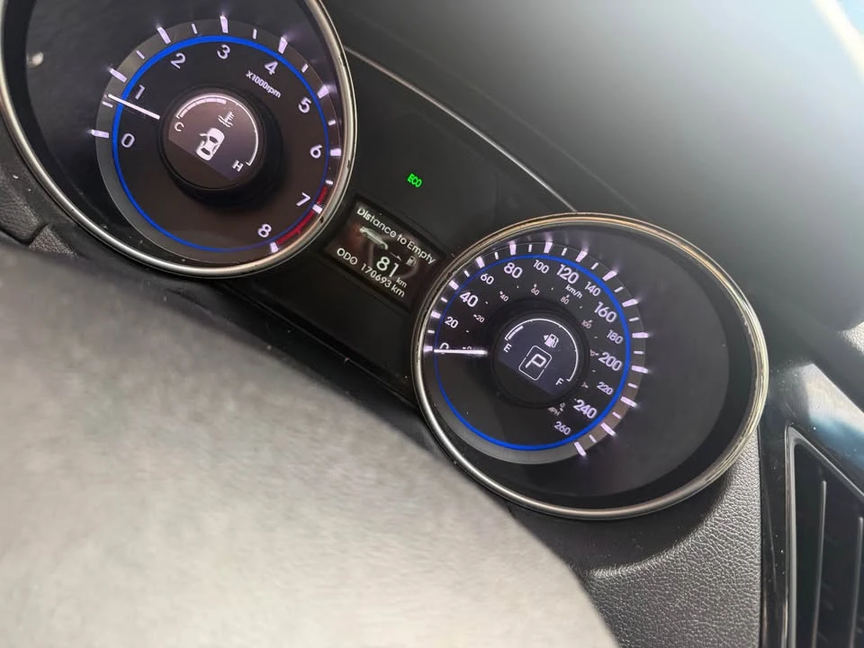 2011 Hyundai Sonata - Image 3 of 6