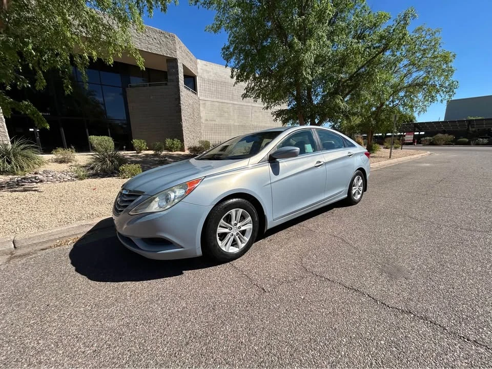 2011 Hyundai Sonata - Image 12 of 12