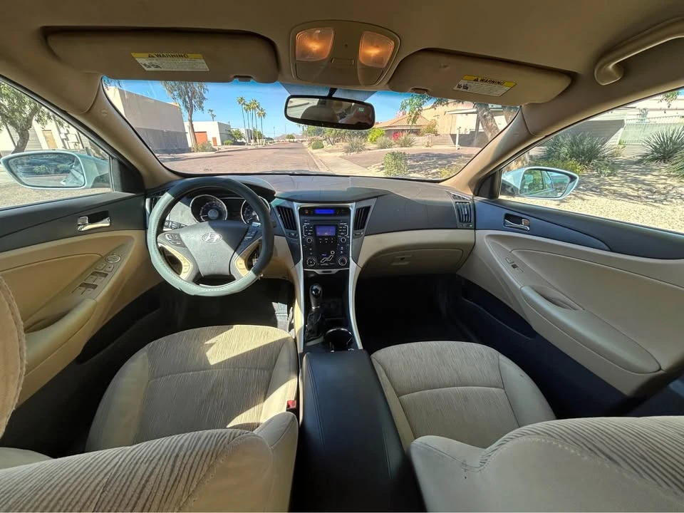 2011 Hyundai Sonata - Image 3 of 12