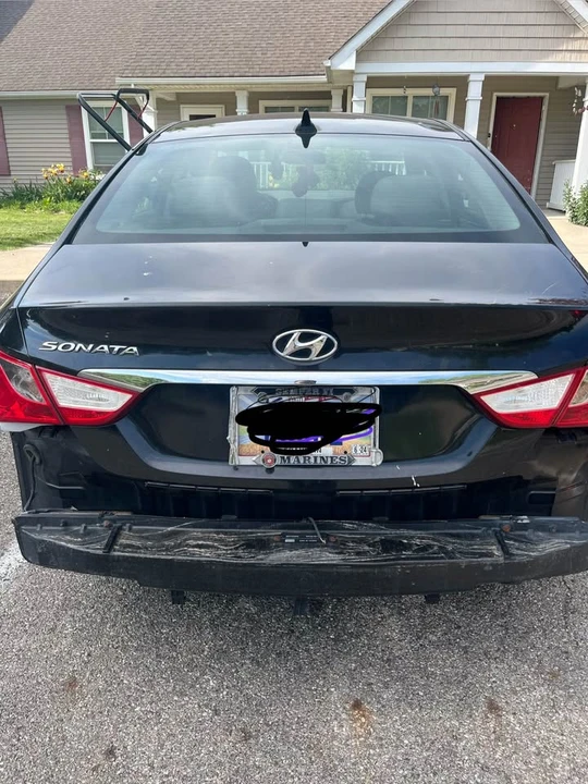 2011 Hyundai Sonata - Image 4 of 4
