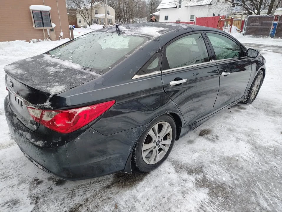 2011 Hyundai Sonata - Image 3 of 9