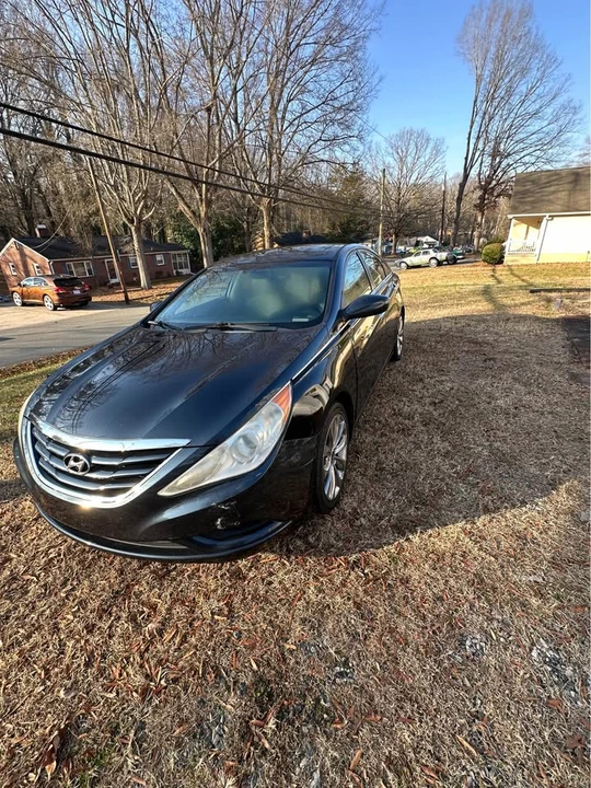 2011 Hyundai Sonata - Image 12 of 20