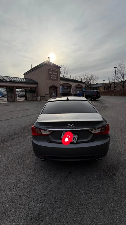 2011 Hyundai Sonata - Image 6 of 11